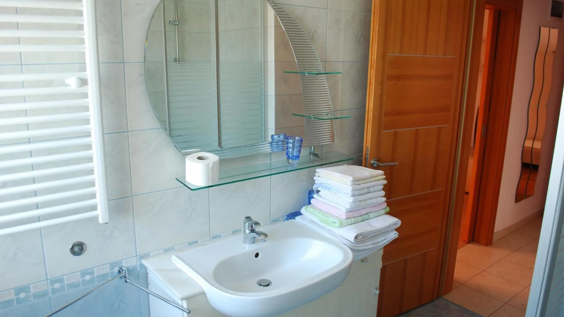 Apartments And Rooms By The Sea Pag - 11487 파그